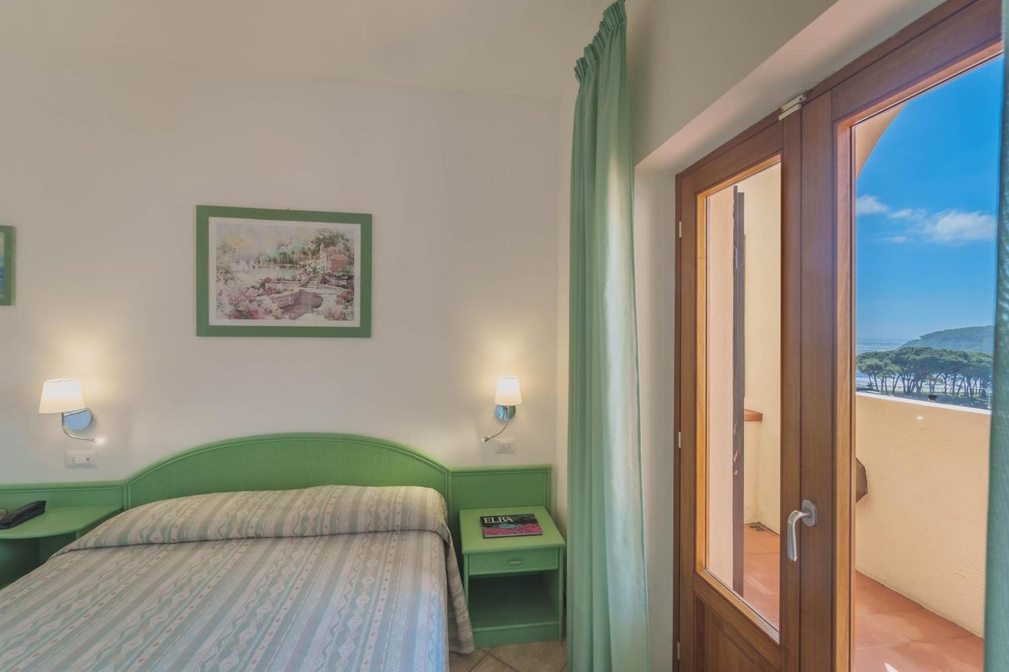 Hotel Galli - Wellness & Spa Fetovaia Habitación foto